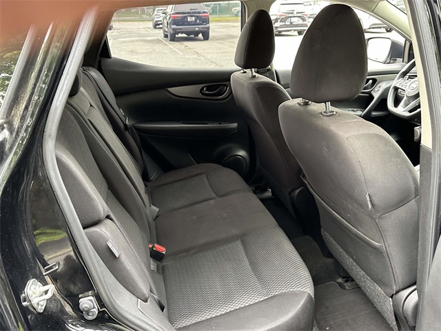 2021 Nissan Rogue Sport SV photo 12