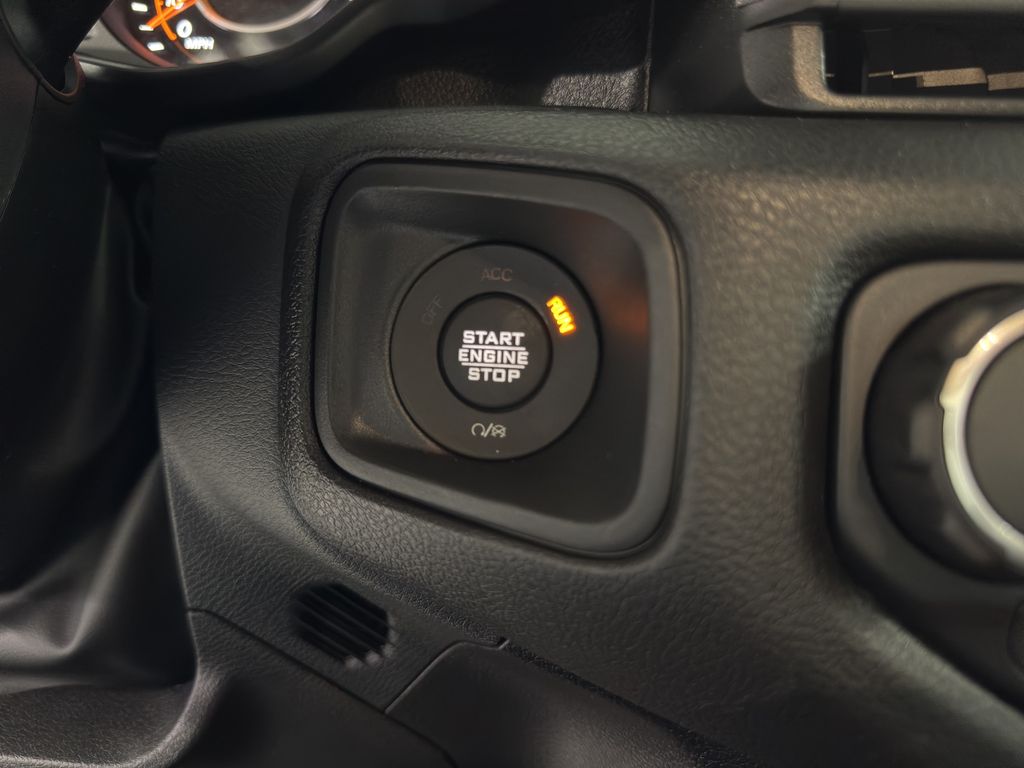 2025 Jeep Gladiator Willys photo 20