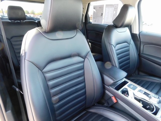 2024 Ford Edge SEL photo 15