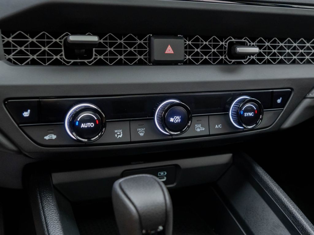 2025 Honda Accord SE photo 17