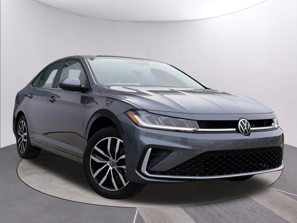 2025 Volkswagen Jetta SE's photo