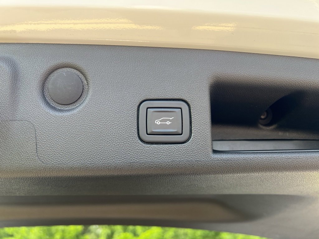 2023 Chevrolet Equinox LT photo 7