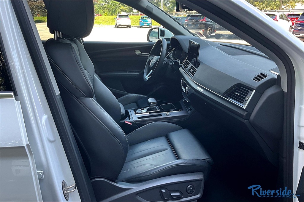 2024 Audi Q5 45 S line Premium photo 25
