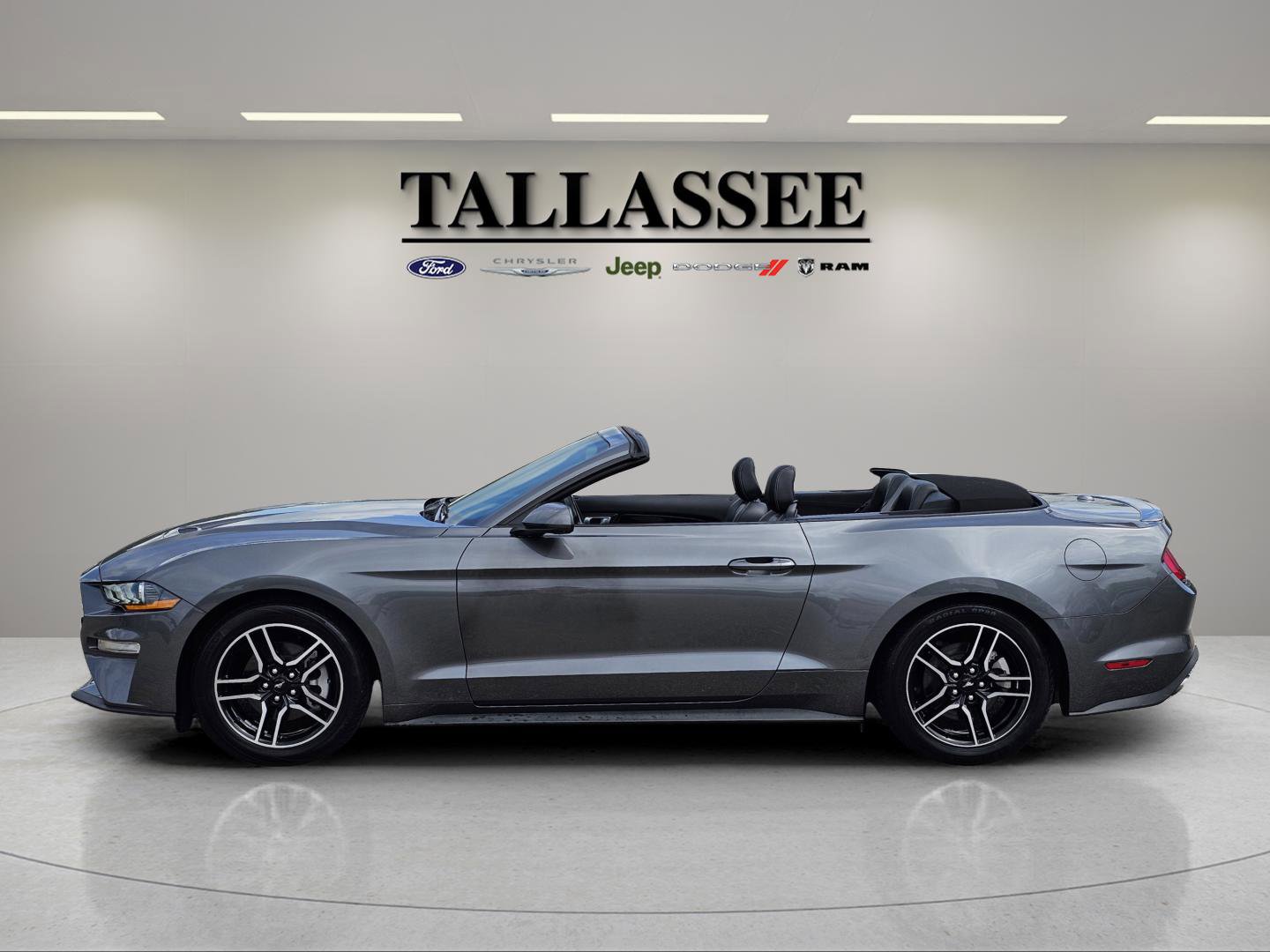 2023 Ford Mustang EcoBoost Premium photo 4