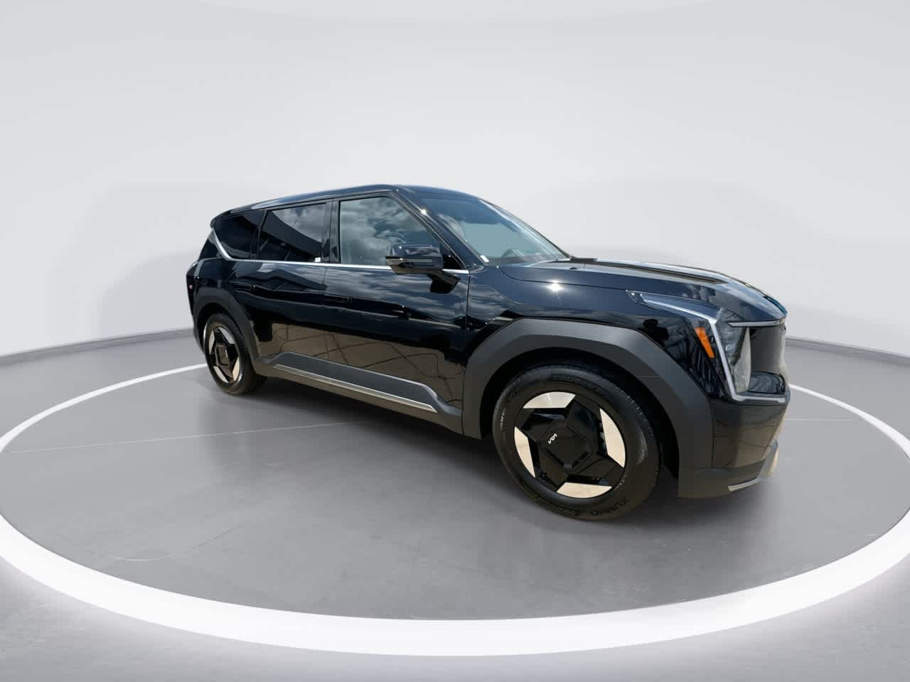 2026 Kia EV9 Light Long Range photo 2