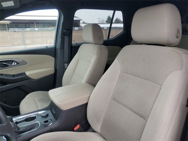 2022 Chevrolet Traverse LS photo 6