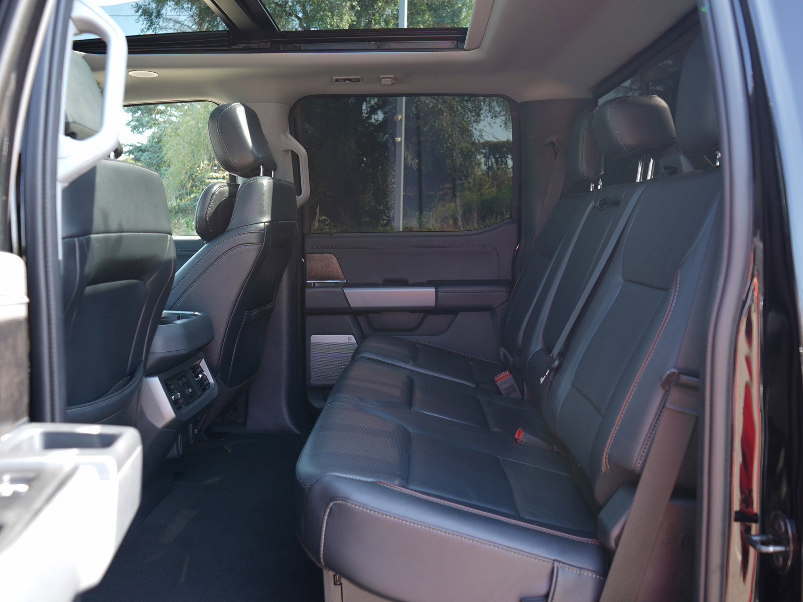 2023 Ford F-350 XL photo 18