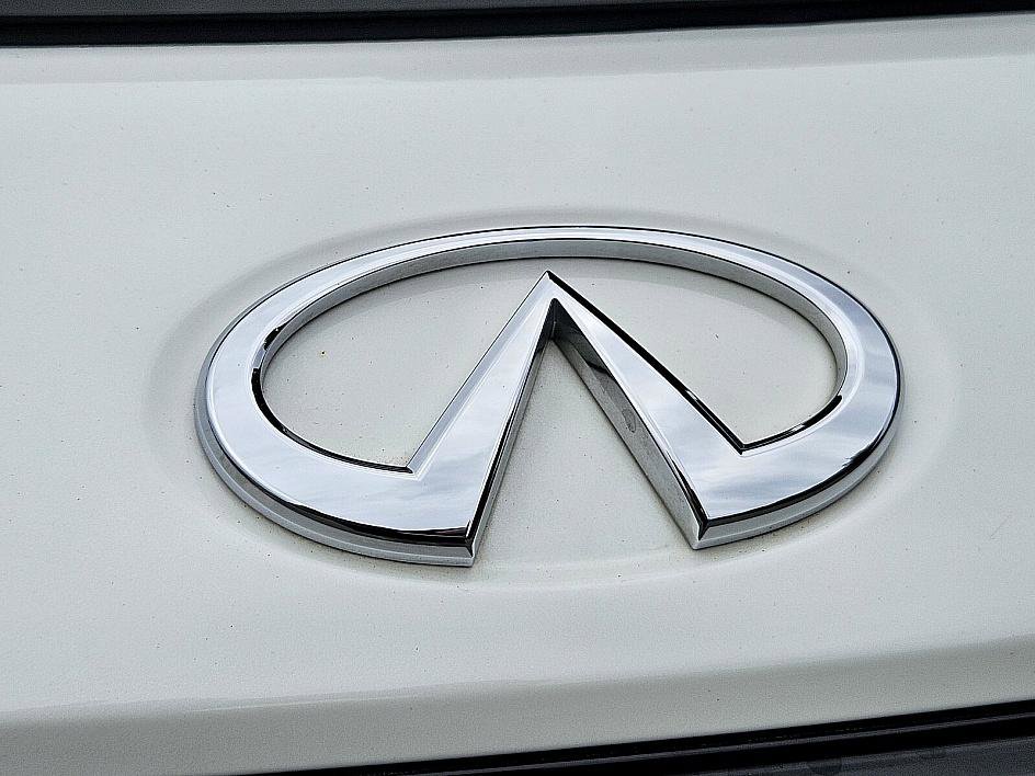 2023 Infiniti QX60 Sensory photo 13