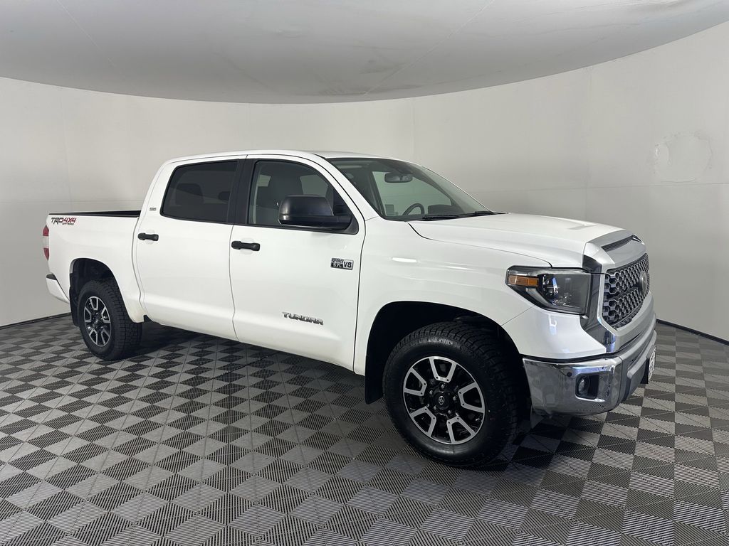 Used 2020 White Toyota SR5 image 1
