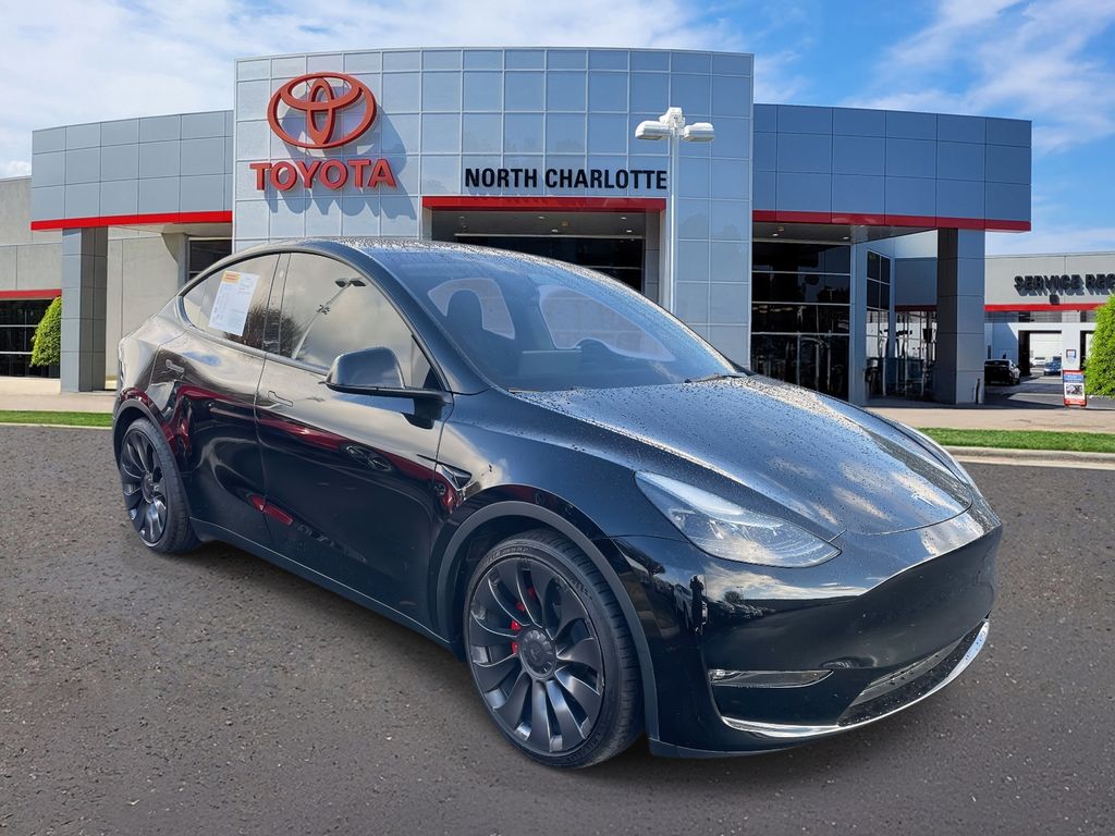 2023 Tesla Model Y Performance's photo