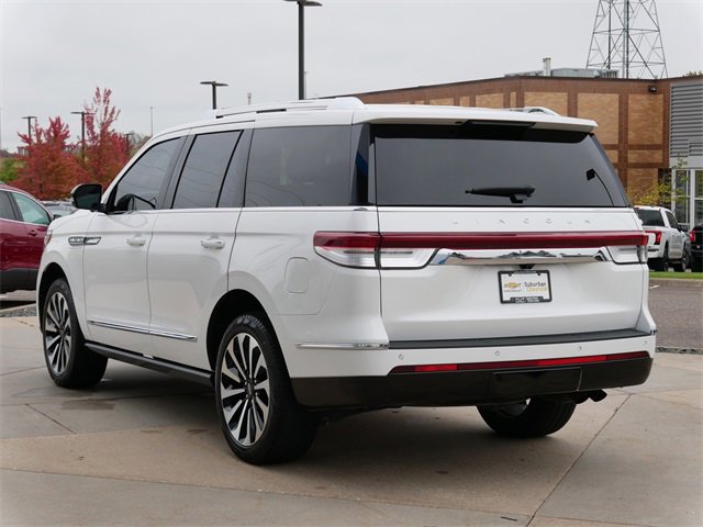 2024 Lincoln Navigator Reserve photo 2