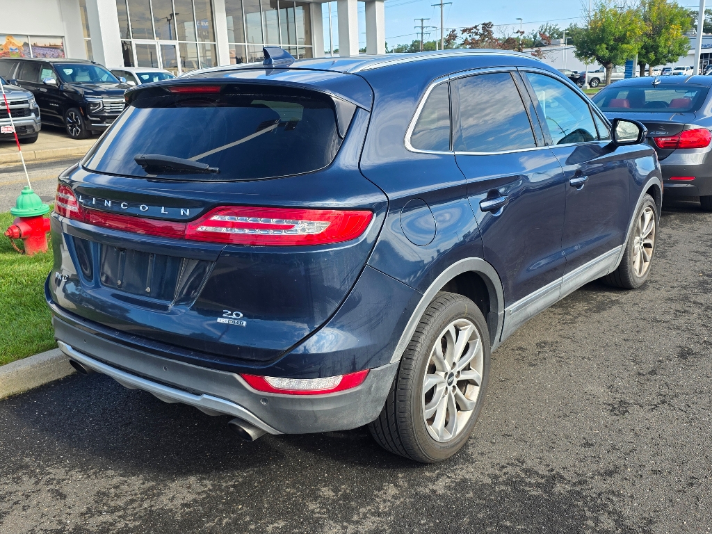 2015 Lincoln MKC Base photo 3