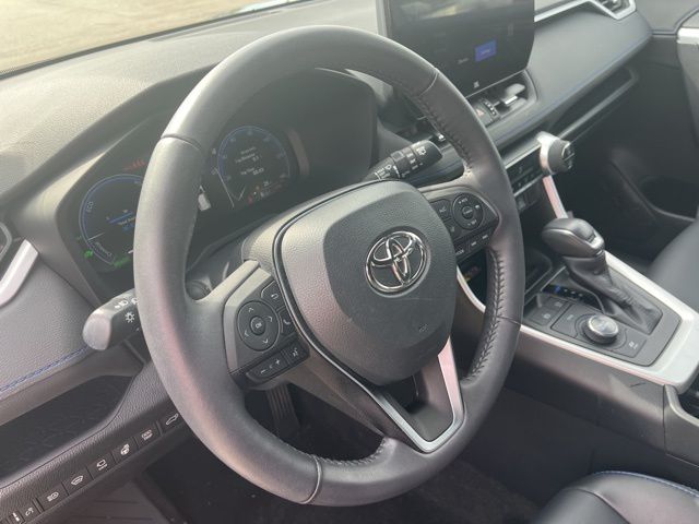 2023 Toyota RAV4 Hybrid XSE photo 11