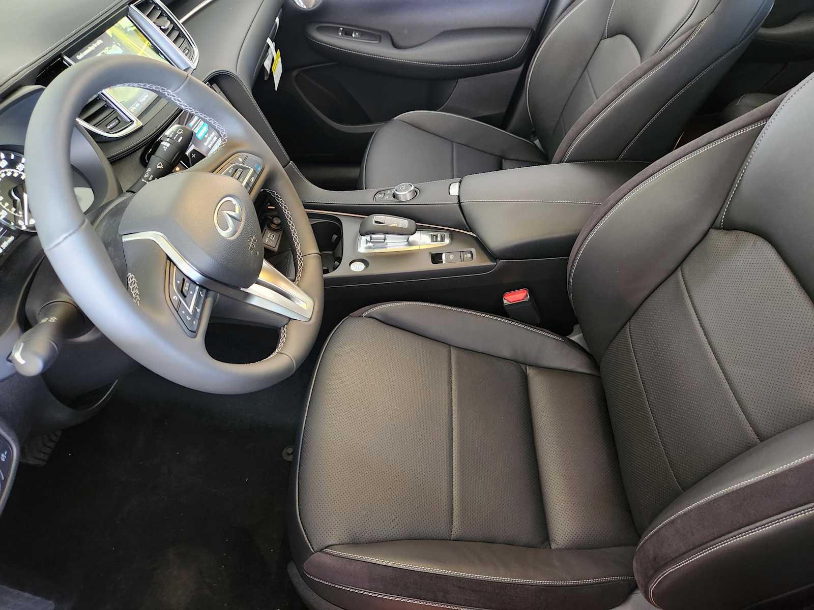 2025 Infiniti QX50 SPORT AWD photo 8