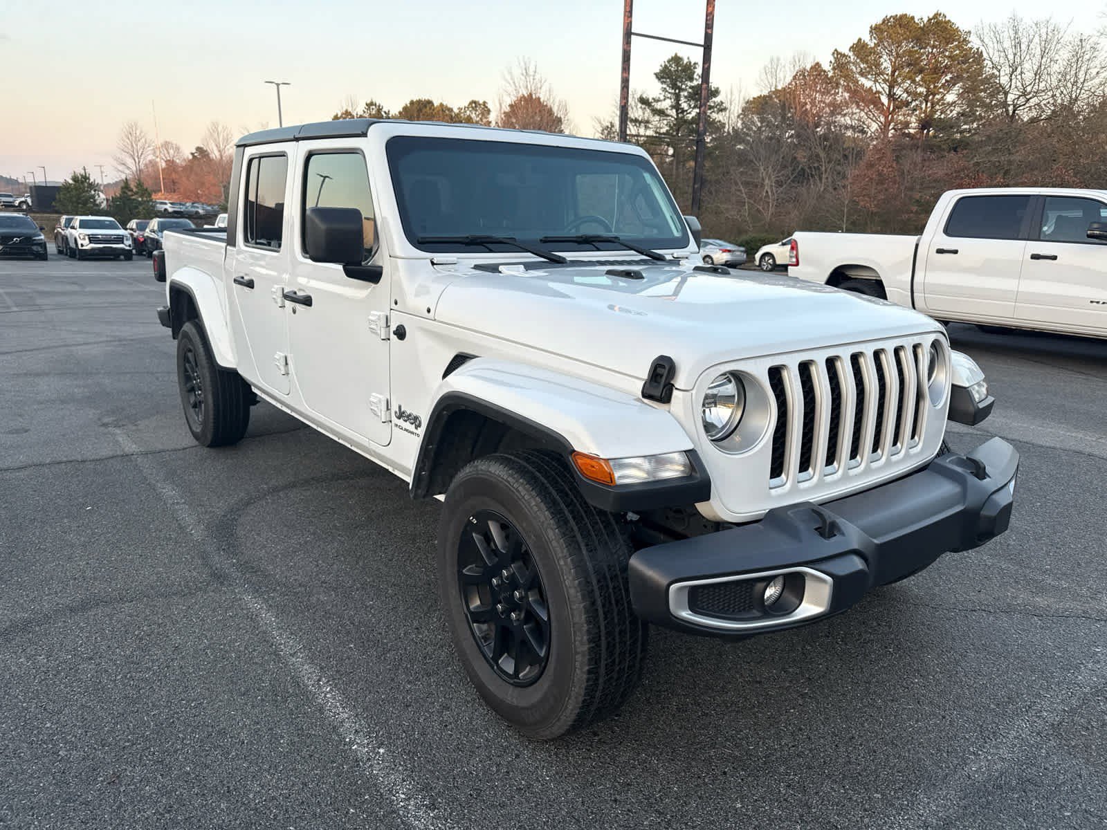 Used 2023 Jeep Gladiator Overland with VIN 1C6HJTFG7PL569787 for sale in Little Rock