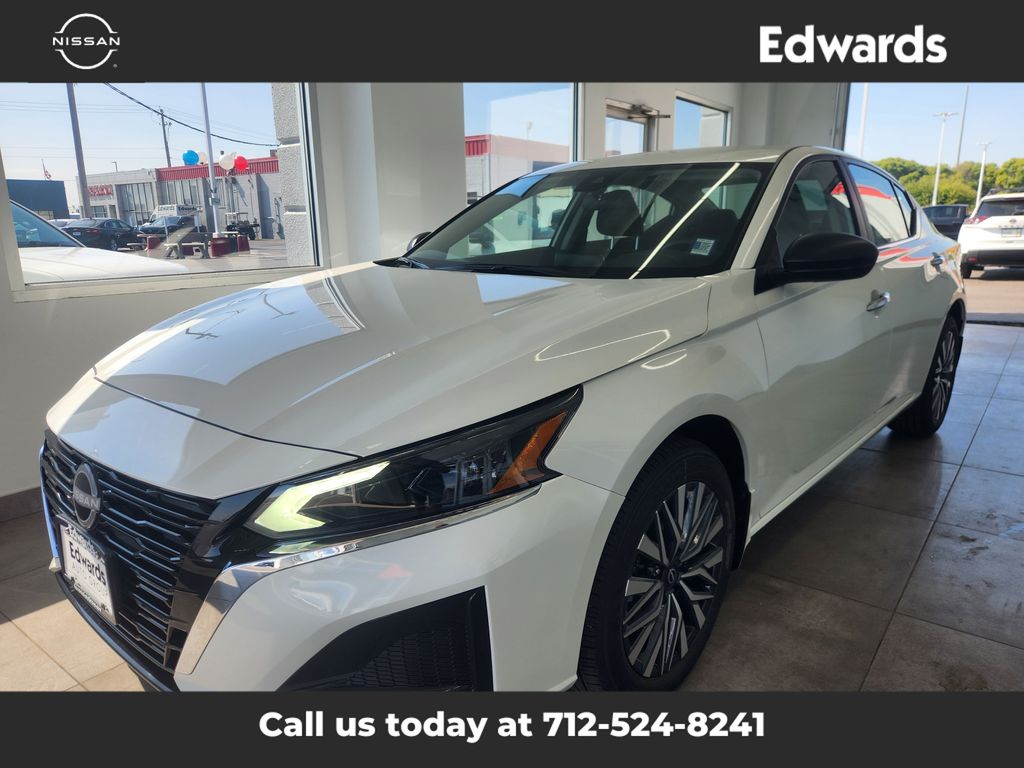 2025 Nissan Altima SV Special Edition photo 4