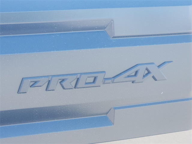 2026 Nissan Frontier Crew Cab PRO-4X photo 5