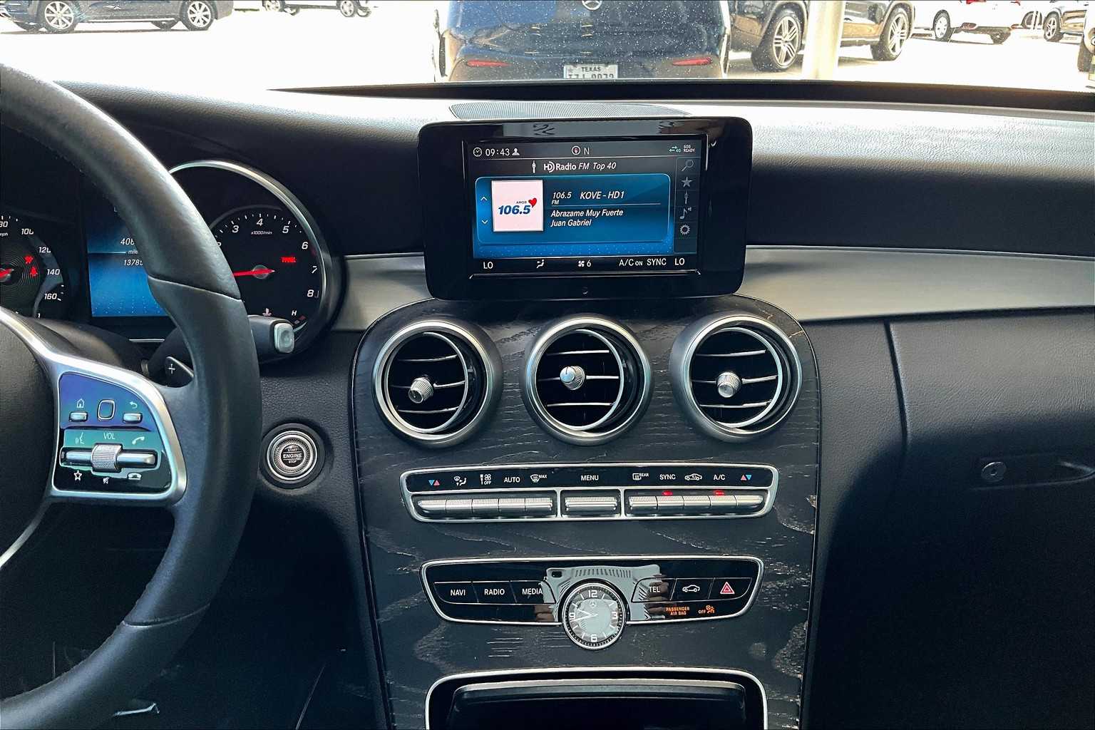 2019 Mercedes Benz C 300 photo 6