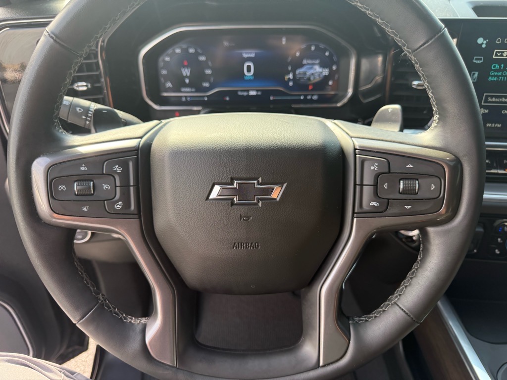 2024 Chevrolet Silverado 1500 High Country photo 20