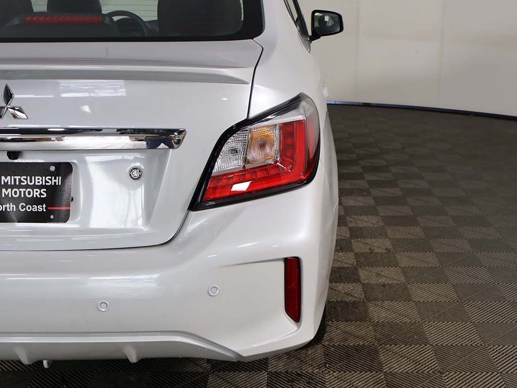 2024 Mitsubishi Mirage G4 ES photo 13