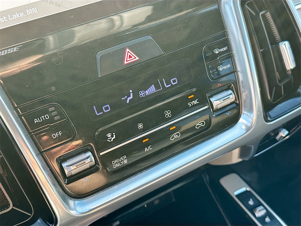 2022 Kia Sorento Plug-In Hybrid SX Prestige photo 13