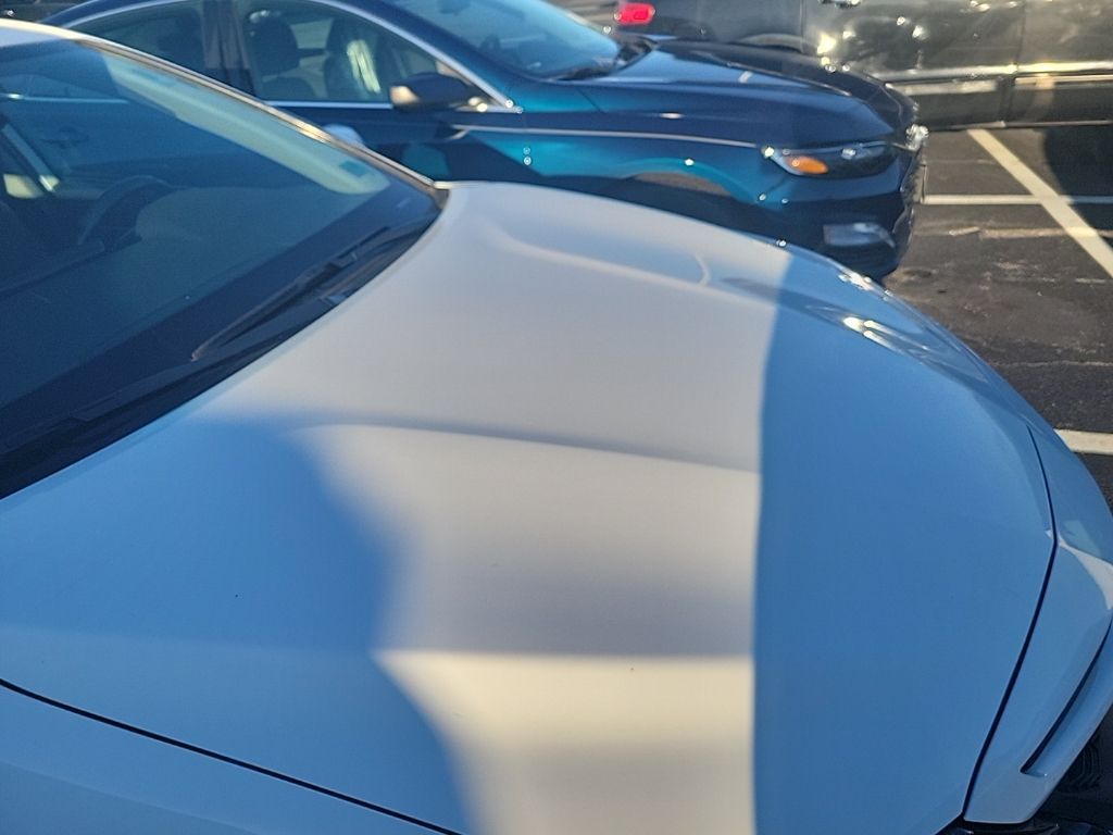 2023 Toyota Camry SE photo 5