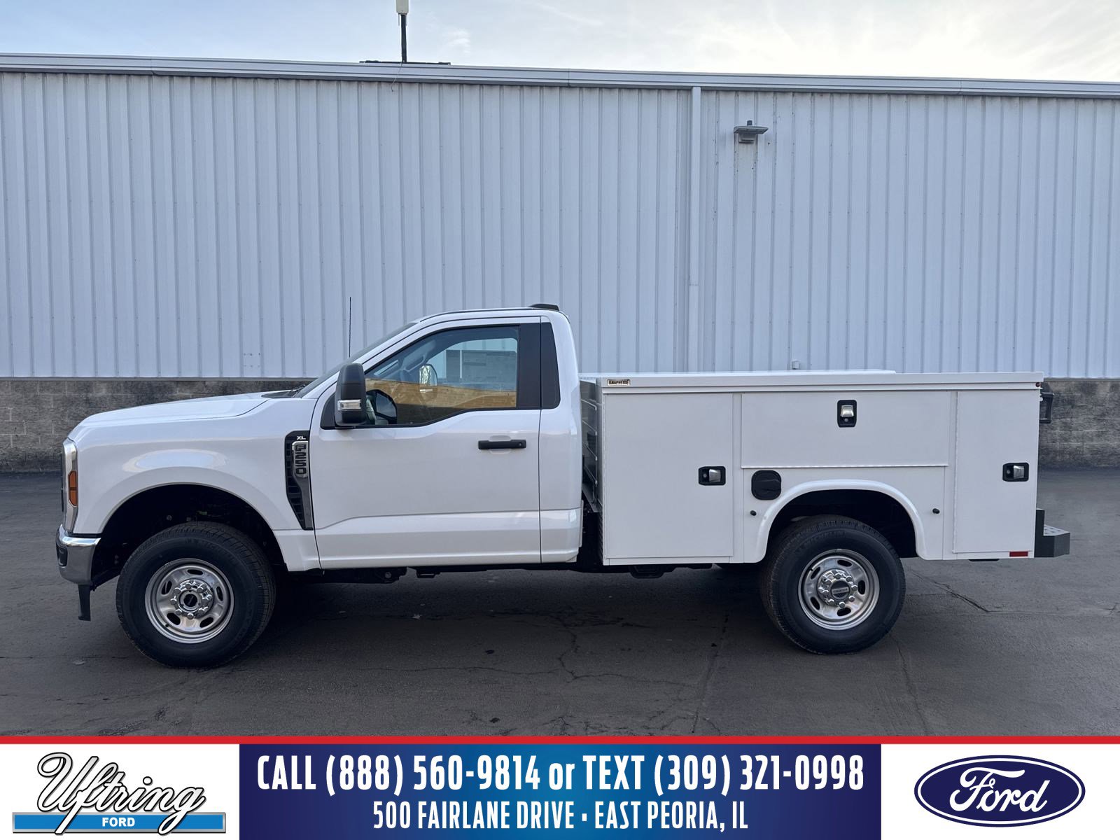 2025 Ford F-250 Super Duty XL's photo