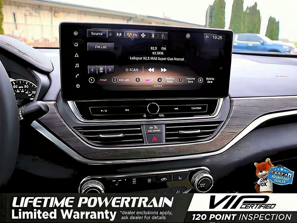 2024 Nissan Altima 2.5 SV photo 17