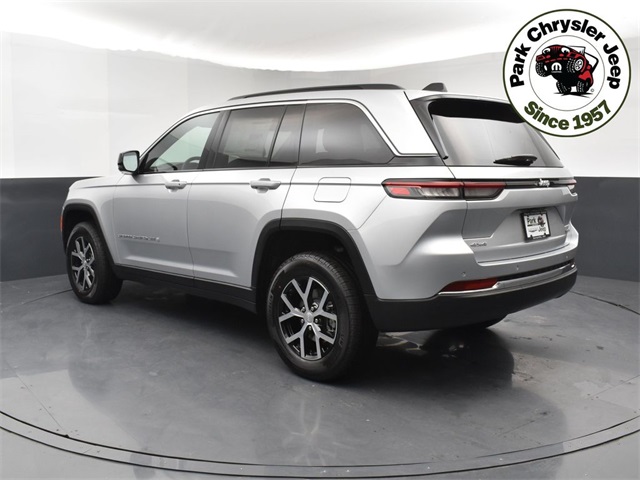 2025 Jeep Grand Cherokee Limited photo 4