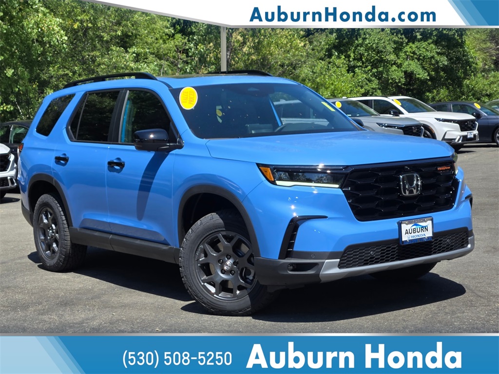 2025 Honda Pilot TrailSport's photo