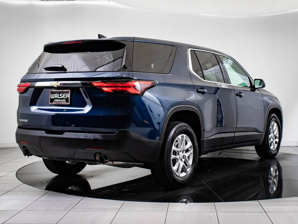 2023 Chevrolet Traverse LS photo 5
