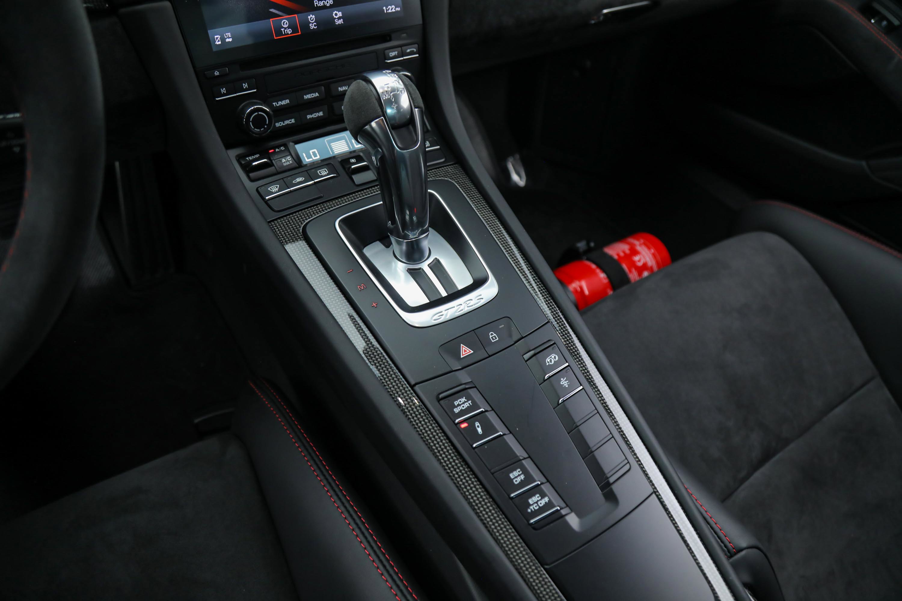 2019 Porsche 911 GT2 RS photo 26