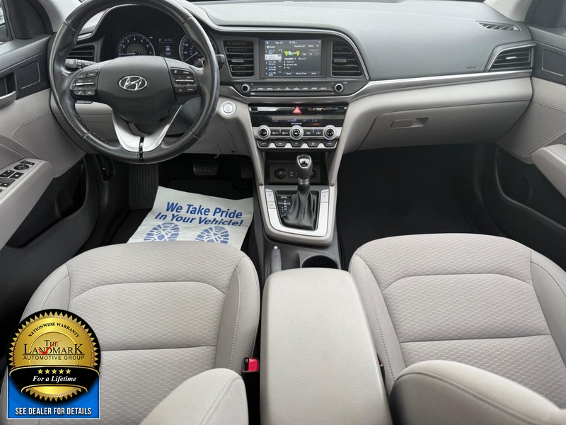 2020 Hyundai Elantra Value Edition photo 9