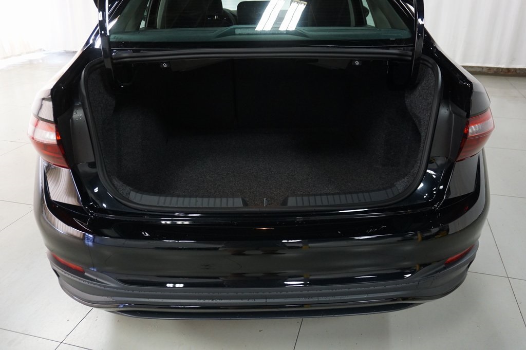 2025 Volkswagen Jetta 1.5T S photo 22