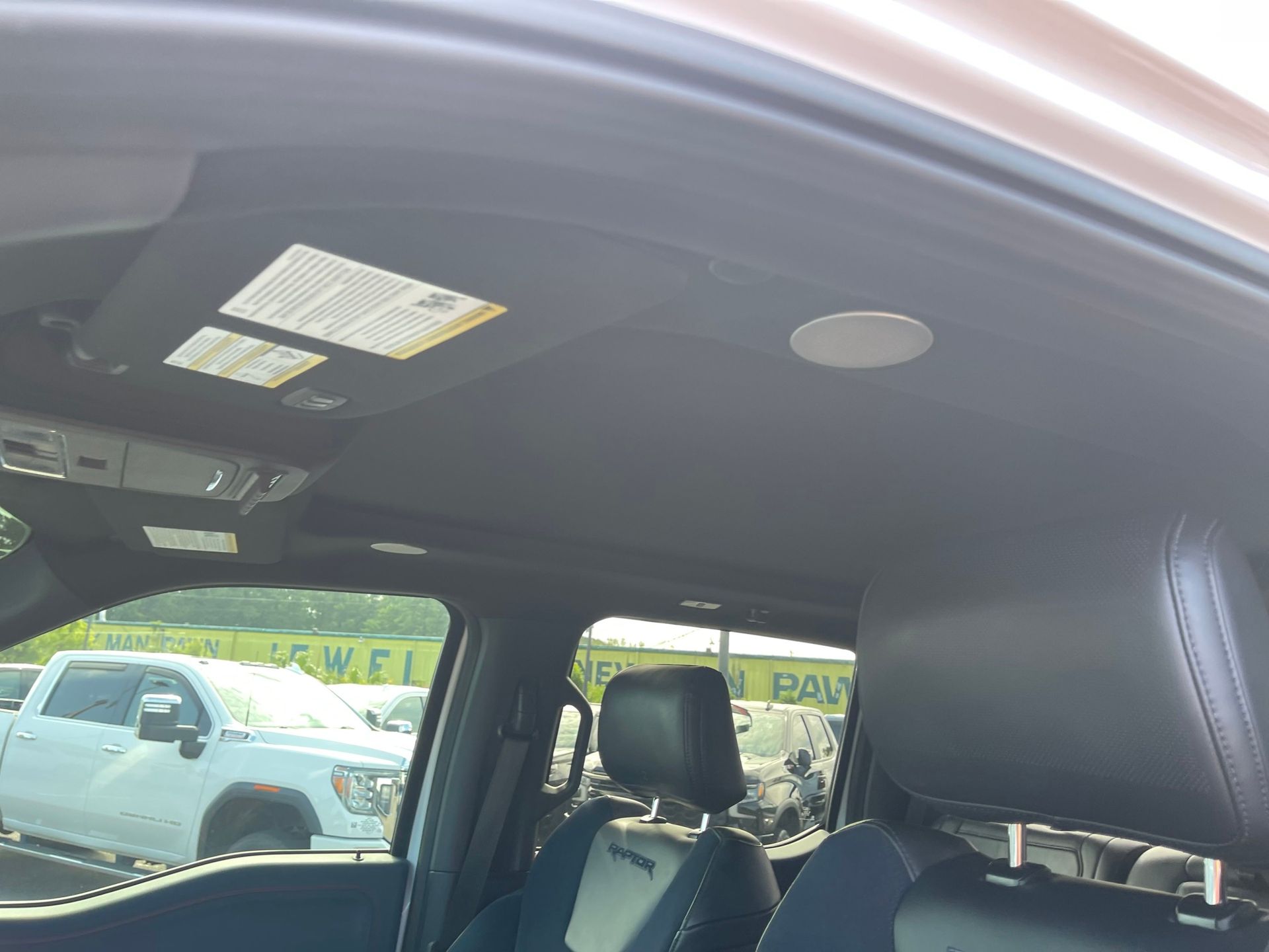 2022 Ford F-150 Raptor photo 22