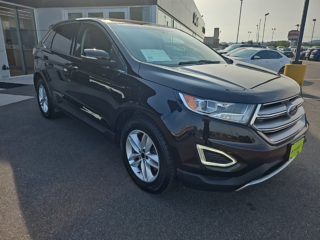 2016 Ford Edge SEL photo 3