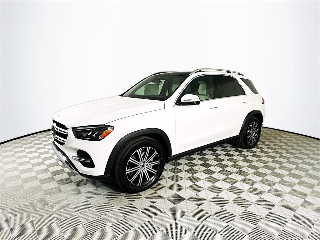 2026 Mercedes Benz GLE 350 4MATIC photo 3