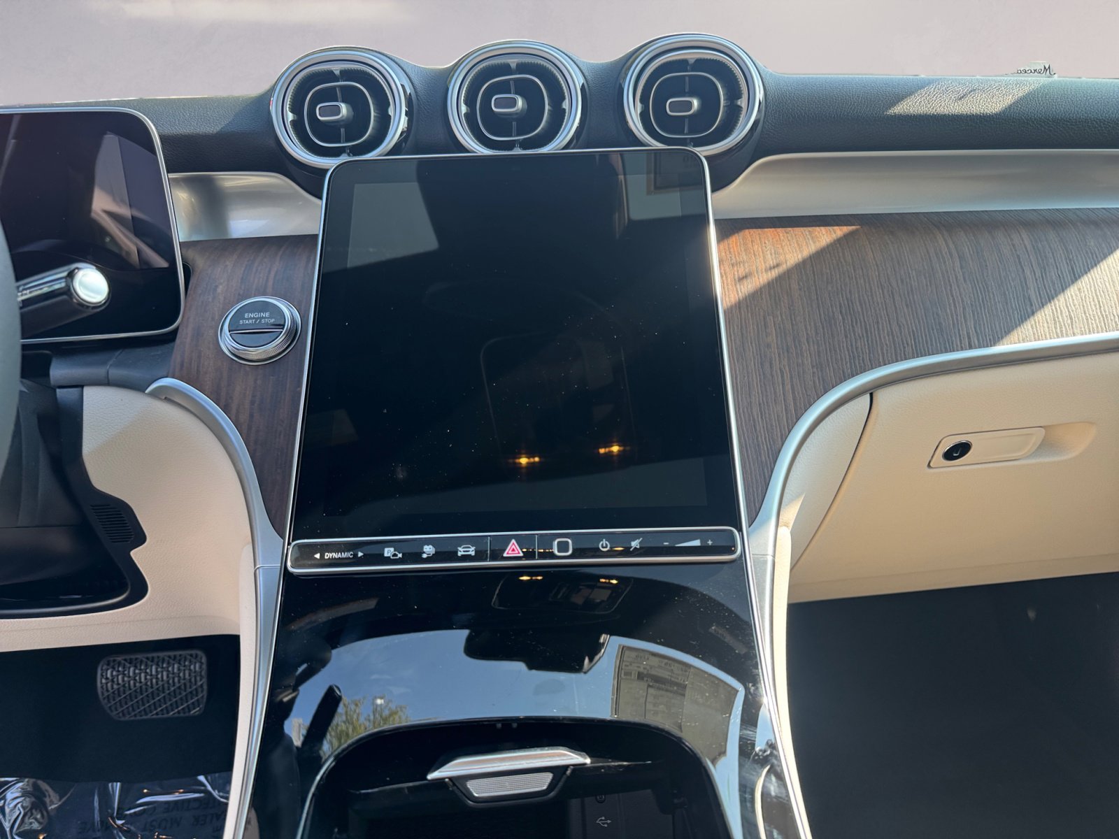 2026 Mercedes Benz GLC 350e 4MATIC photo 11