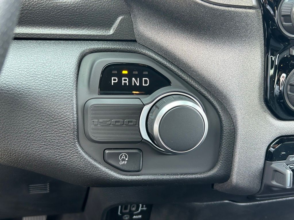 2025 Ram 1500 Tradesman photo 17