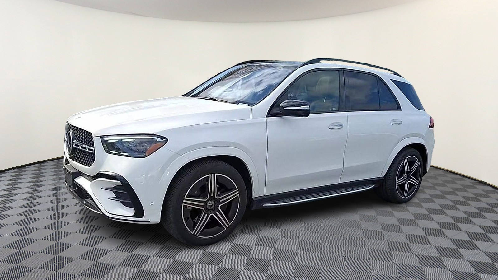 2024 Mercedes Benz GLE 450 4MATIC photo 3