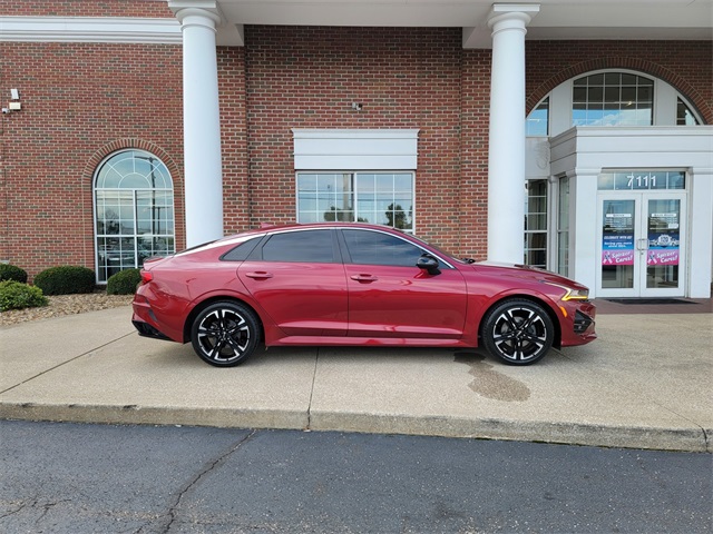 2022 Kia K5 GT-Line photo 4