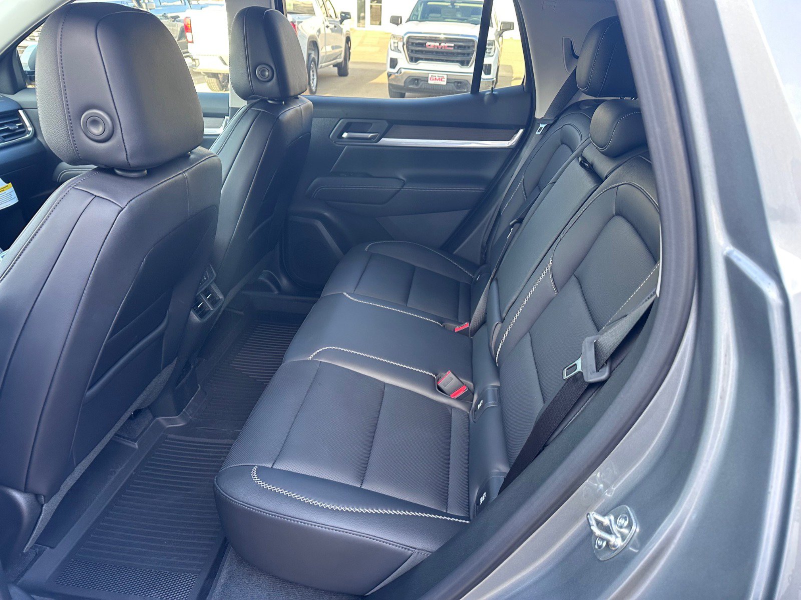 2026 Gmc Terrain Denali photo 18