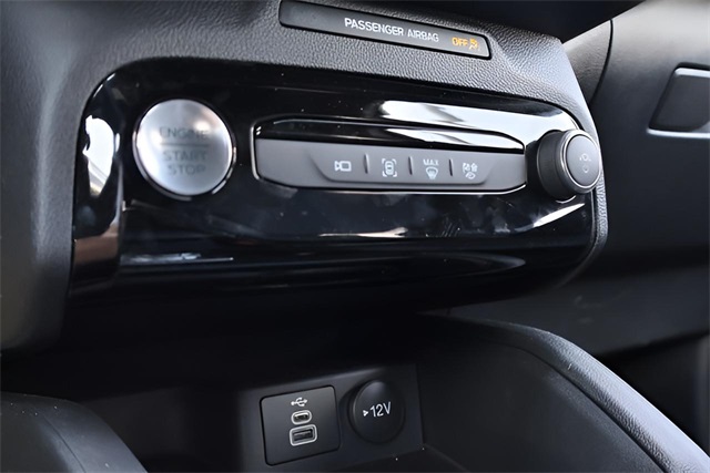 2025 Ford Escape Hybrid ST-Line Select photo 9