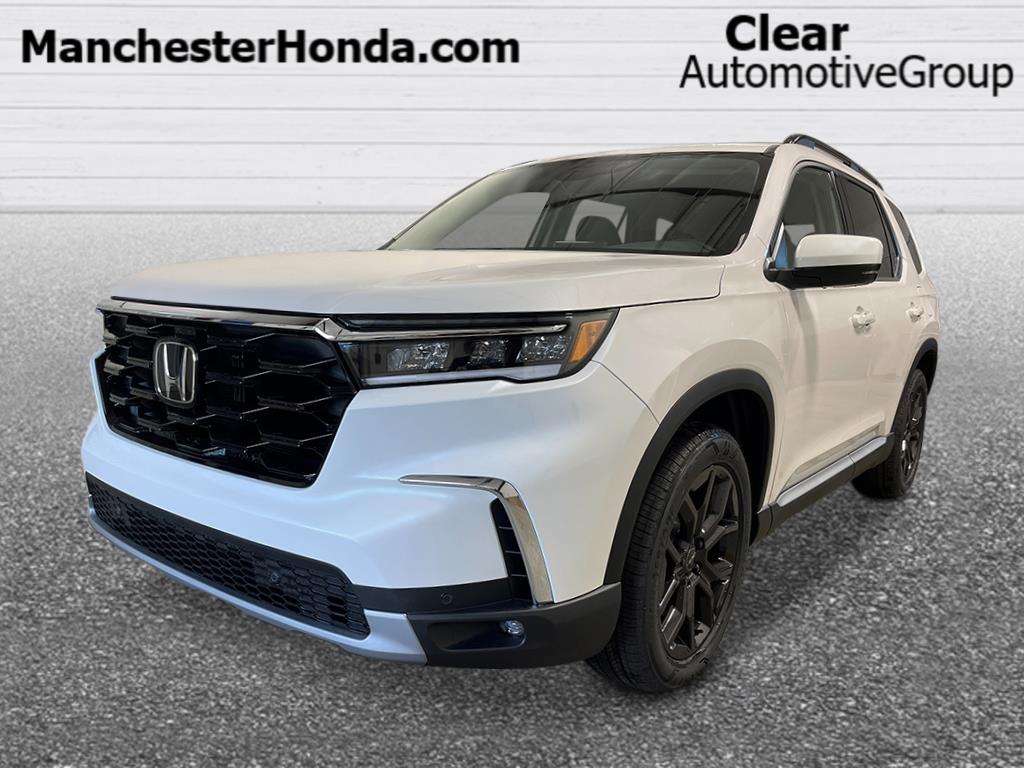 2025 Honda Pilot Touring's photo