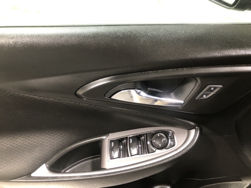 2022 Chevrolet Malibu 1LT photo 16
