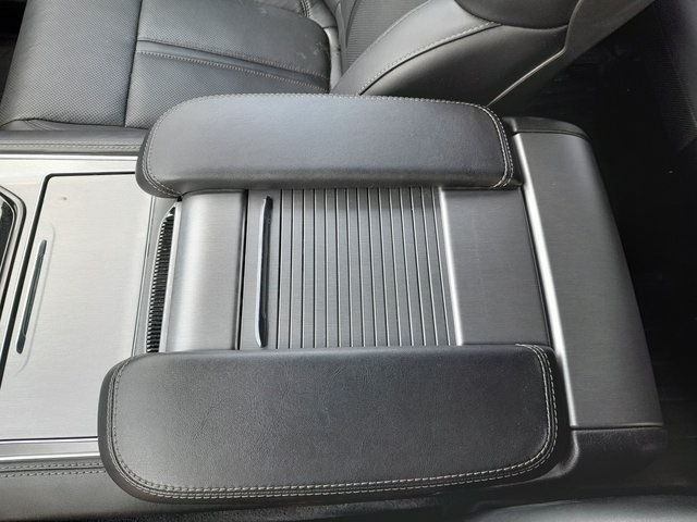 2024 Jeep Wagoneer Series II photo 21