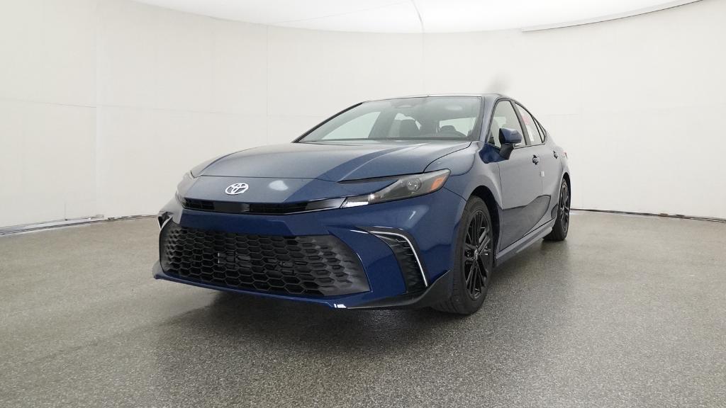 2026 Toyota Camry SE photo 4
