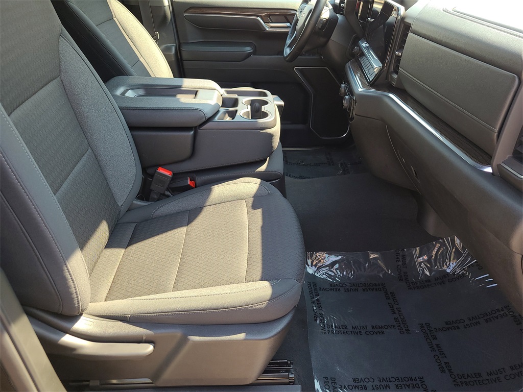2024 Chevrolet Silverado 1500 LT photo 11