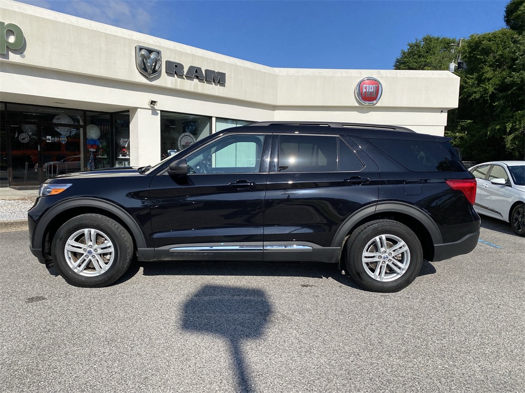 2024 Ford Explorer XLT photo 4