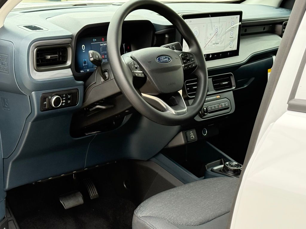 2025 Ford Maverick XL photo 7